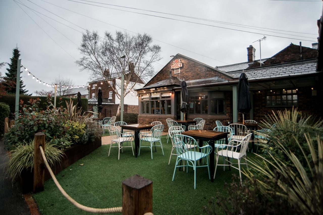 Cat & Lion Country Pub And Hotel วอร์ริงตัน ภายนอก รูปภาพ
